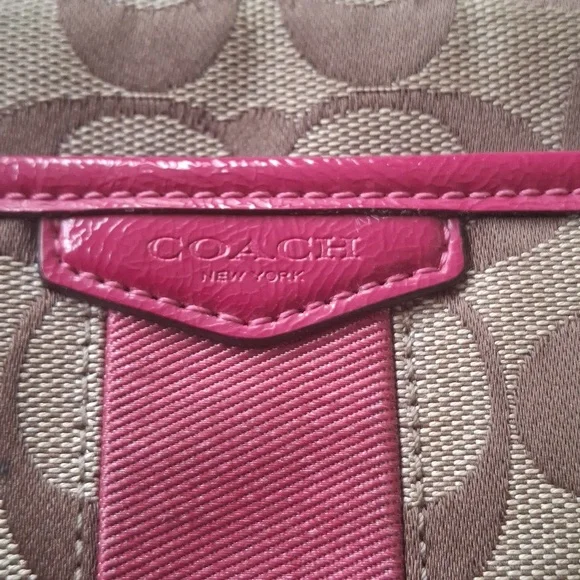 Authenticate Coach Purse - Picture 3 of 5